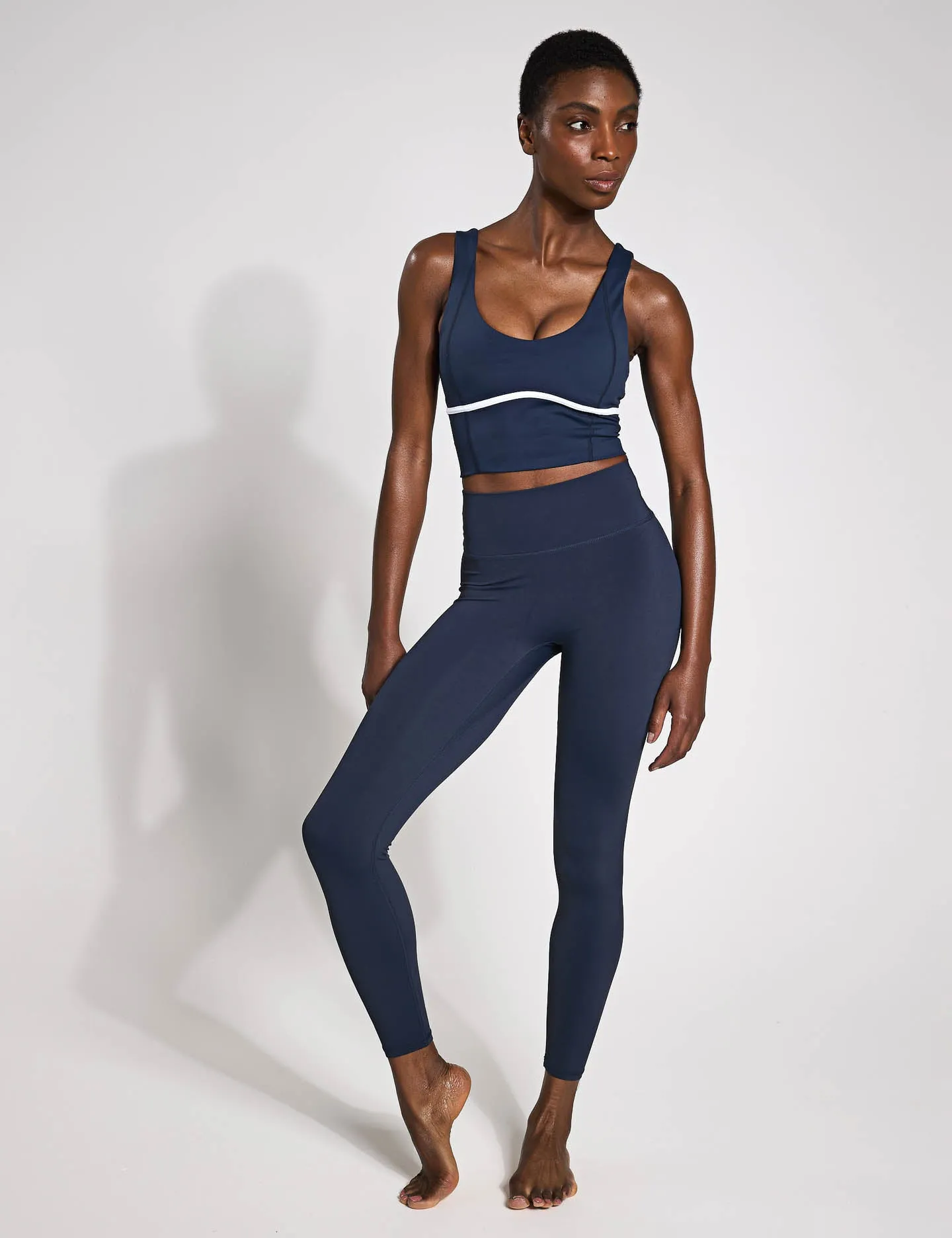 Ava Sports Bra - Navy/White