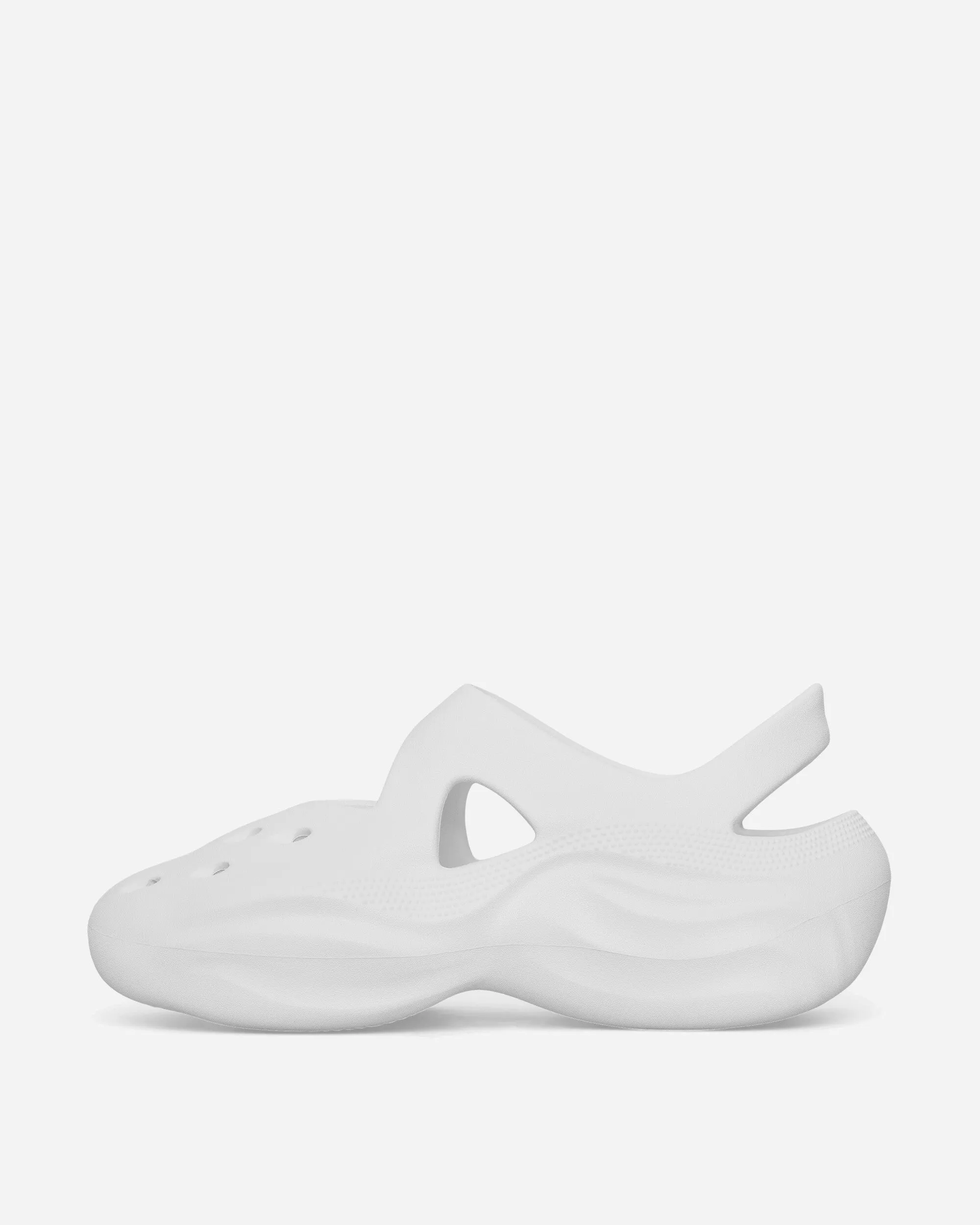 Dingyun Zhang Diffuser Clogs White